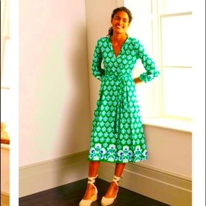 Boden Delilah MIDI dress in Sapling, carnation stamp in size 16-18 Regular (R)